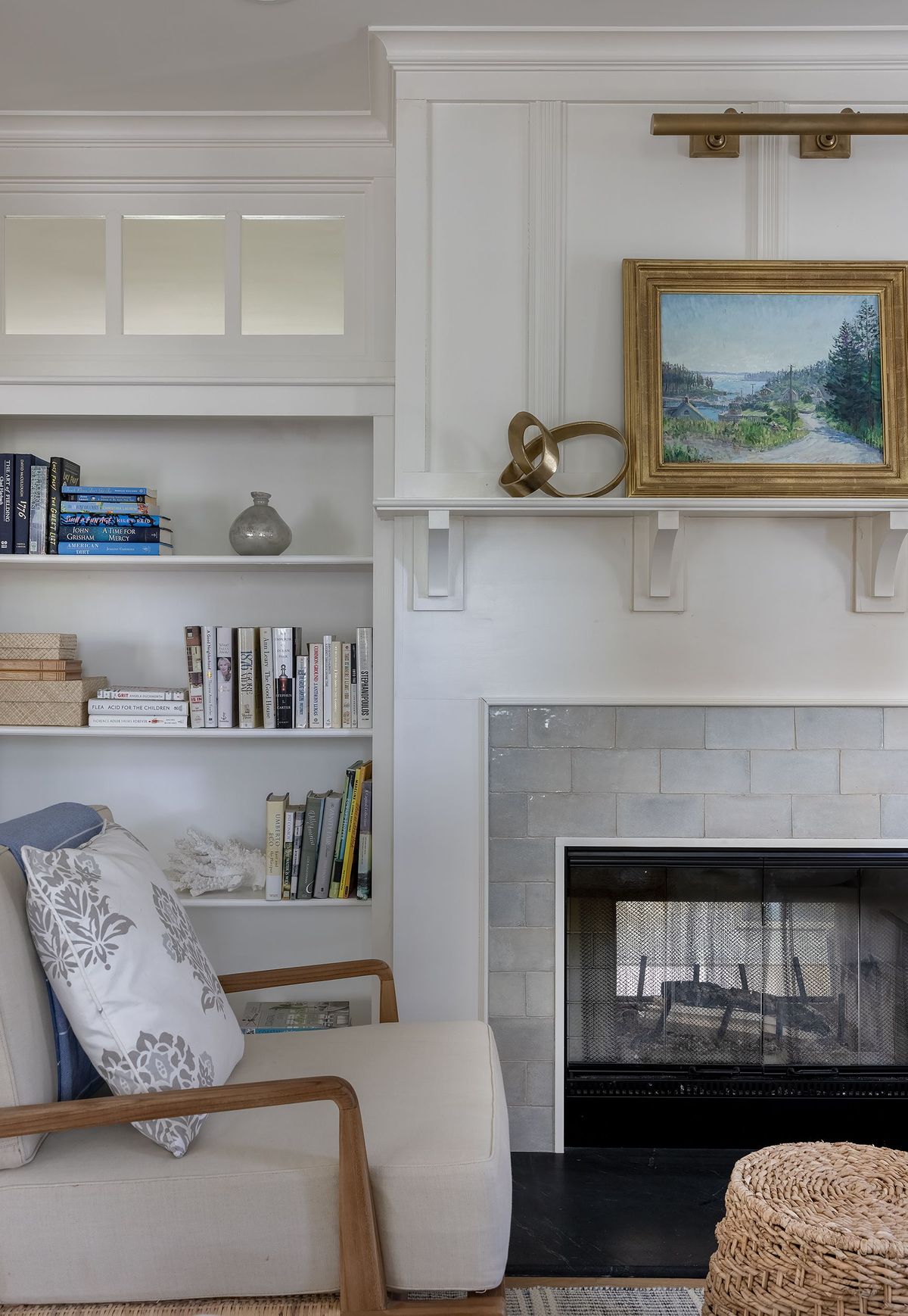 10 Manchester BTS Shingle Style Sitting Room detail photo MJL11947 by Michael J. Lee