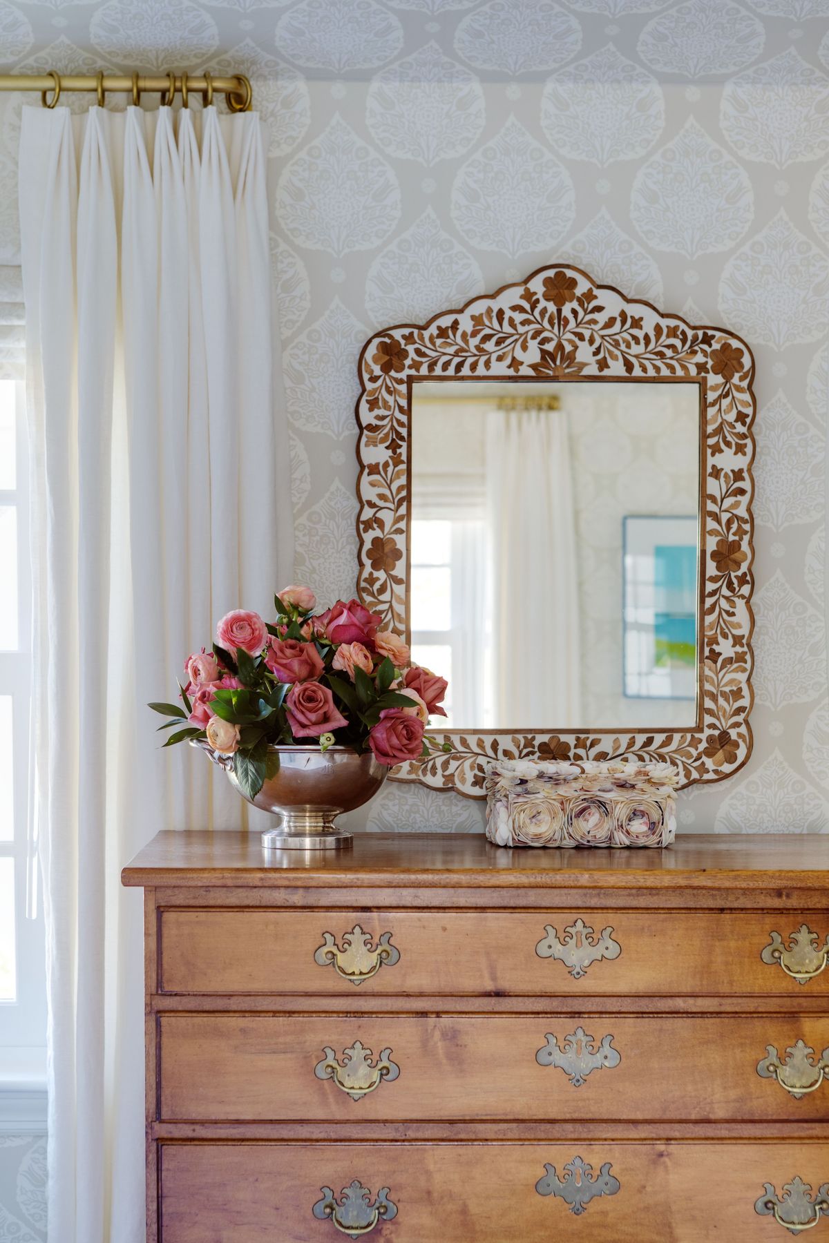 16 Beverly Farms Guest Bedroom Mirror Detail photo by Greg Premru 1112-2
