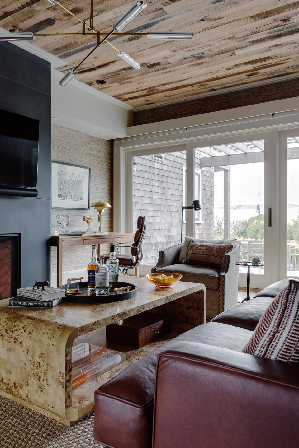 Home office with modern burled coffee table