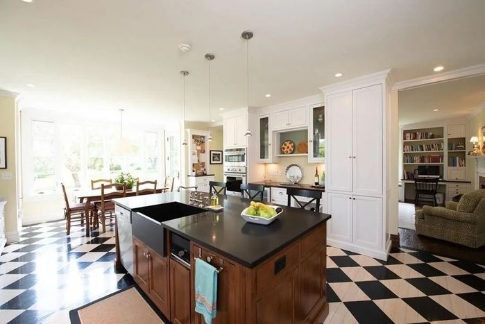 Kitchen island BEFORE Realtor.com