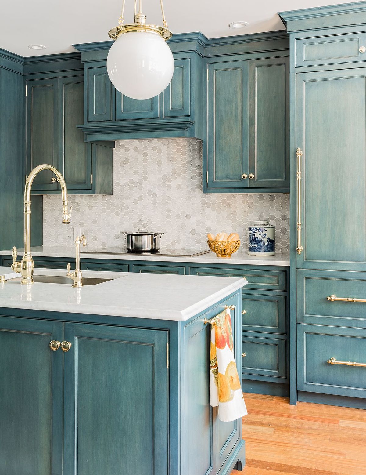 5 Charlestown Townhouse Kitchen Range Wall photo by Michael J. Lee