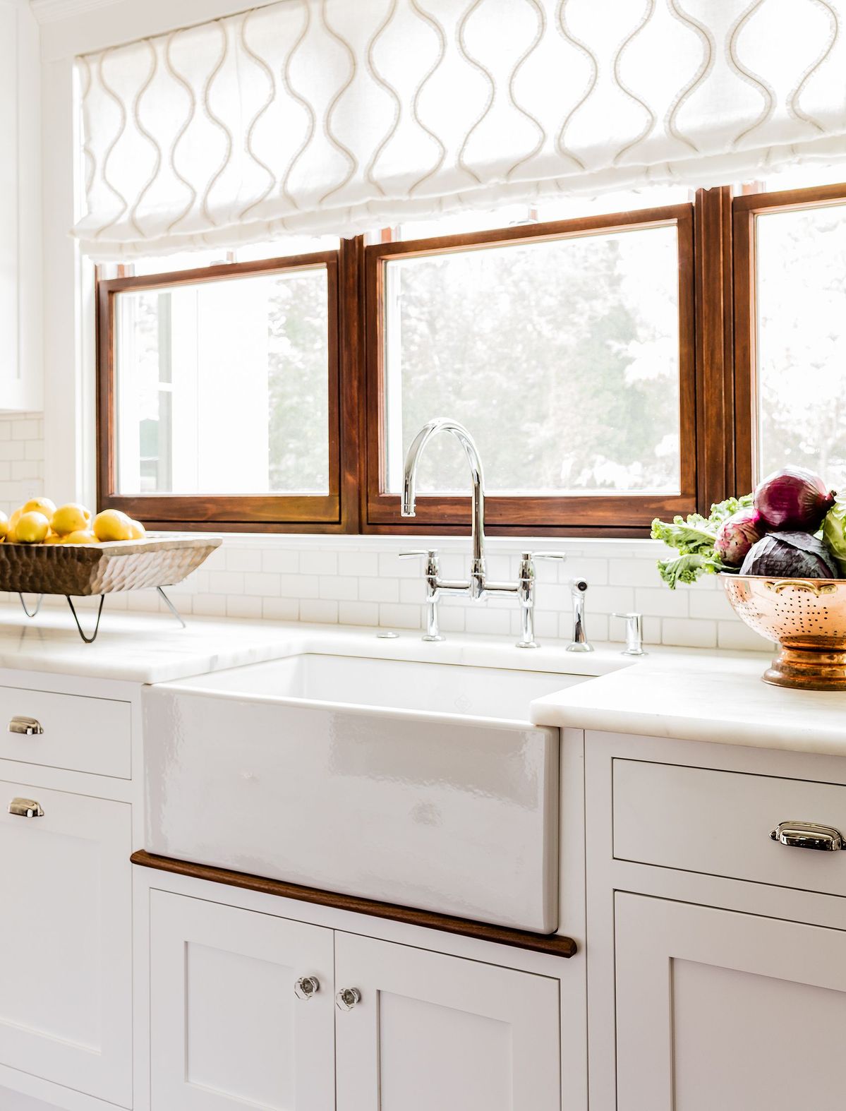 2 Melrose Victorian Sink detail photo by Michael J. Lee